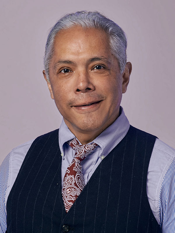 Portrait image of Carlos - Colorist at the Chicago Salon