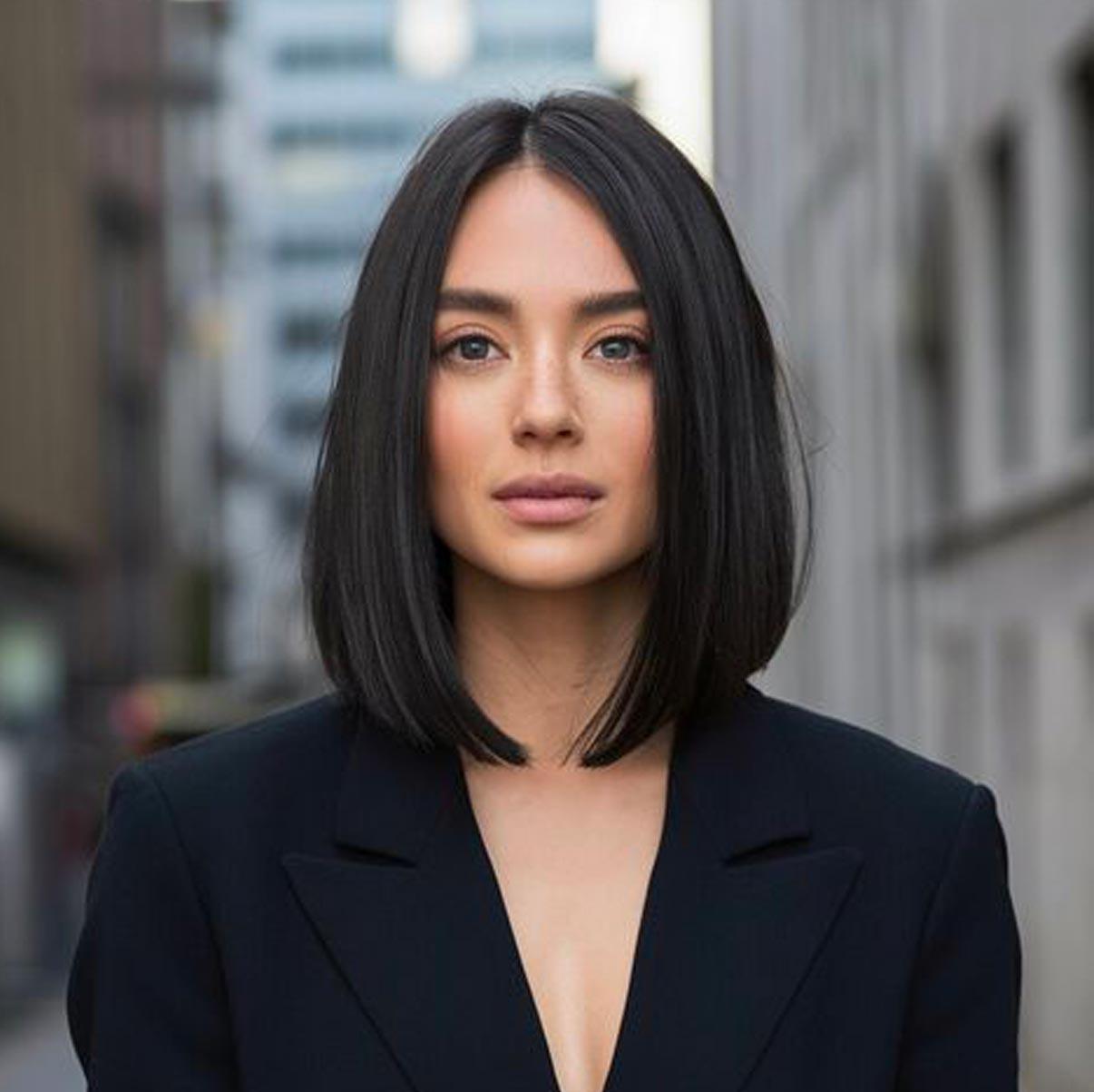 women with lob haircut